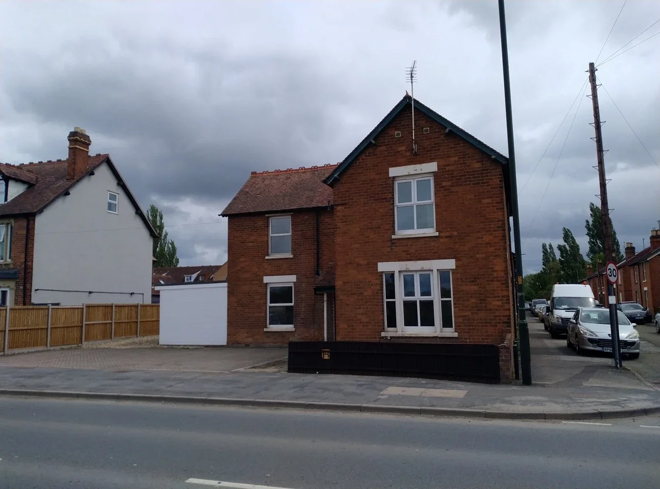 Room Victoria Road in Tewkesbury