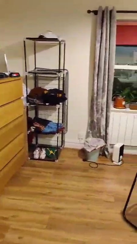 Flat Wolfe Crescent in Greater London