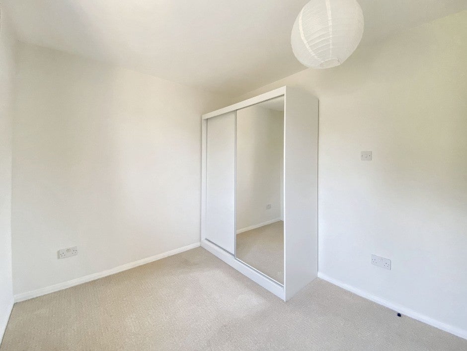 Flat St Stephen's Road in Greater London
