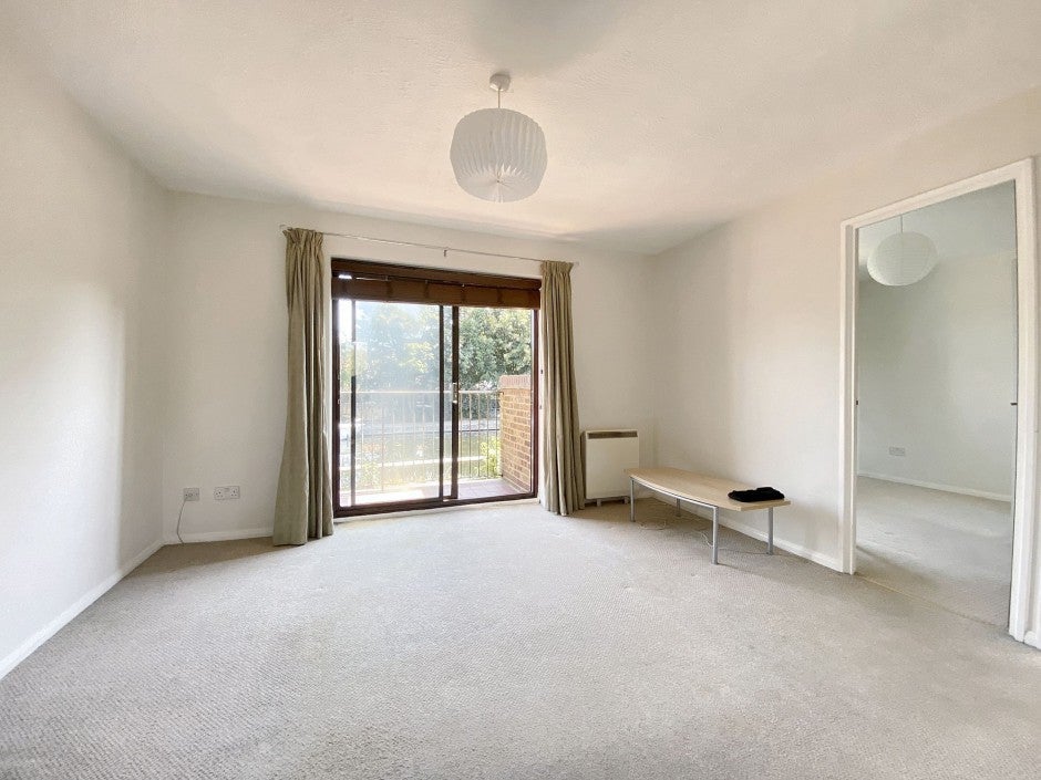 Flat St Stephen's Road in Greater London