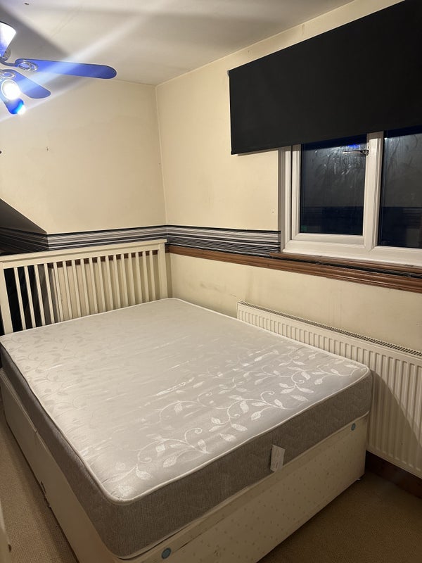 Room Queslett Road in Birmingham