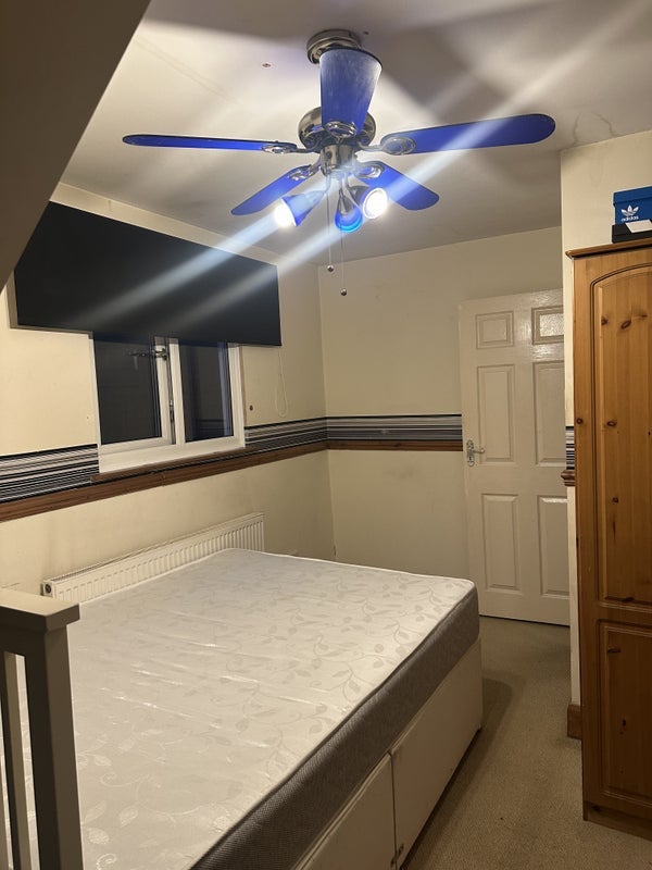 Room Queslett Road in Birmingham