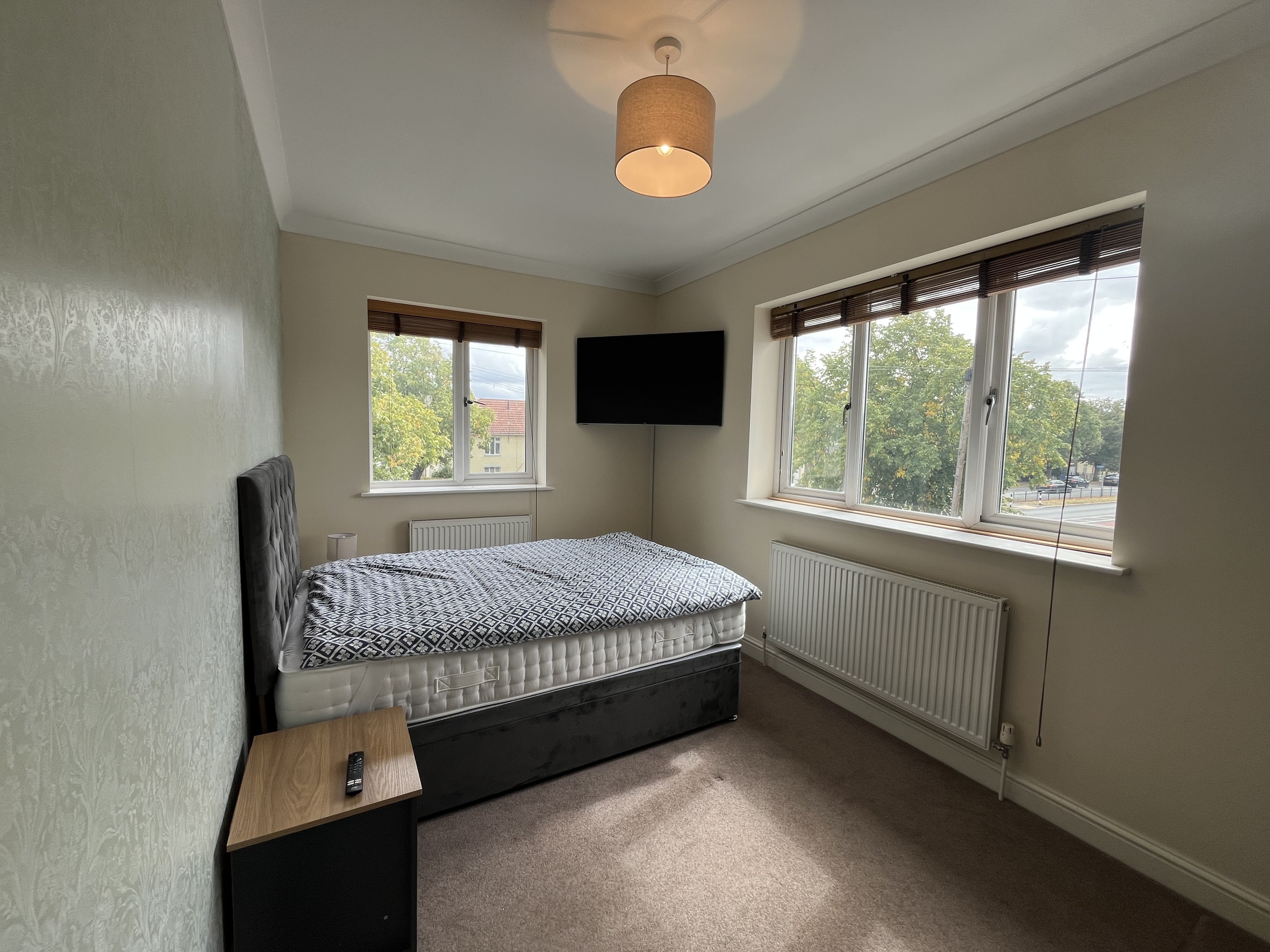 Room Sandford Road in Wareham St. Martin