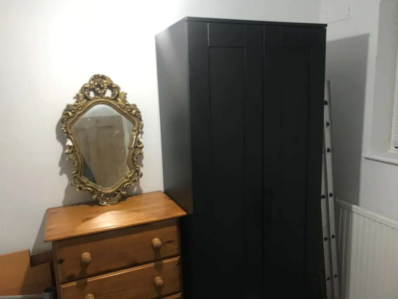 Room Bilton Way in Greater London