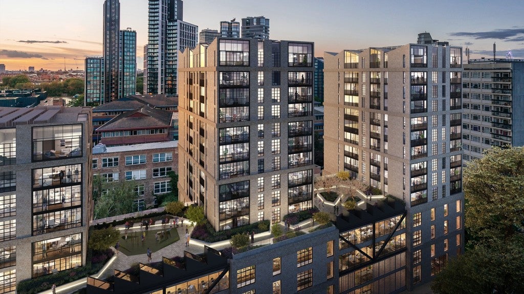 Flat Vauxhall Walk in Greater London