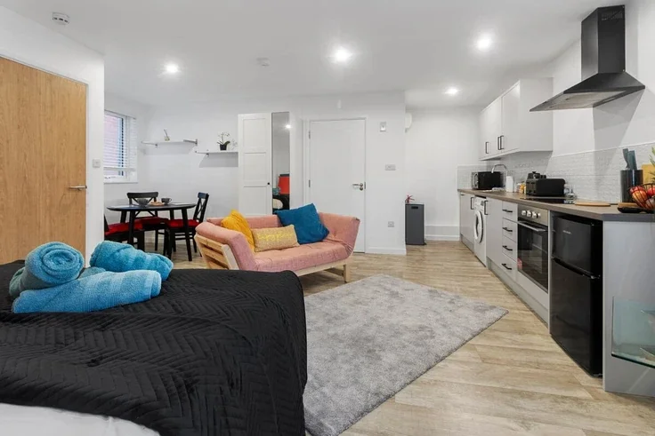 Flat Charlotte Mews in Exeter