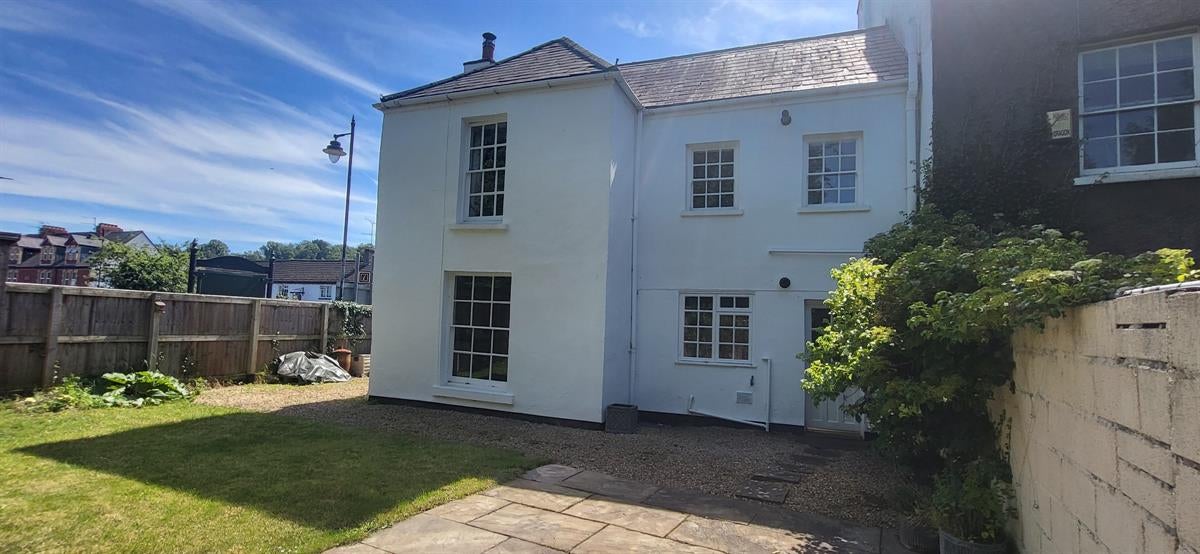 House St. Thomas's Square in Monmouth