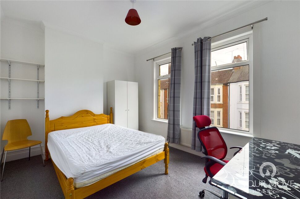 Room Southampton Road in Far Cotton