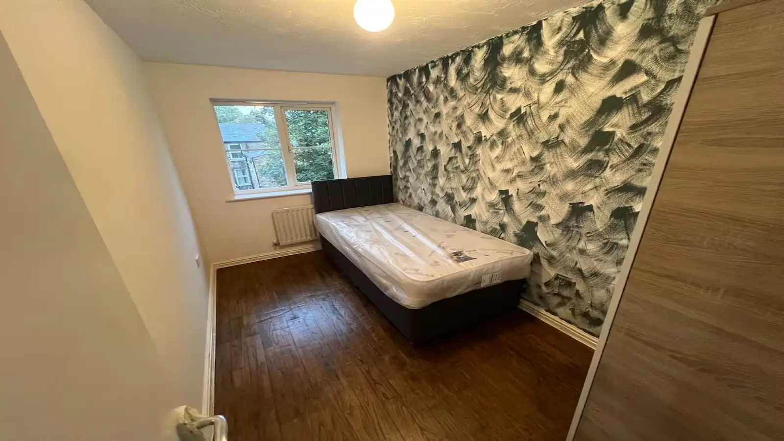 Flat Joseph Hardcastle Close in Greater London