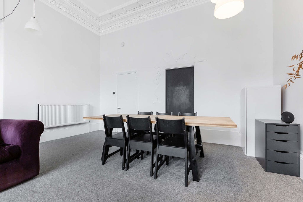 Flat Hyndland Road in Glasgow