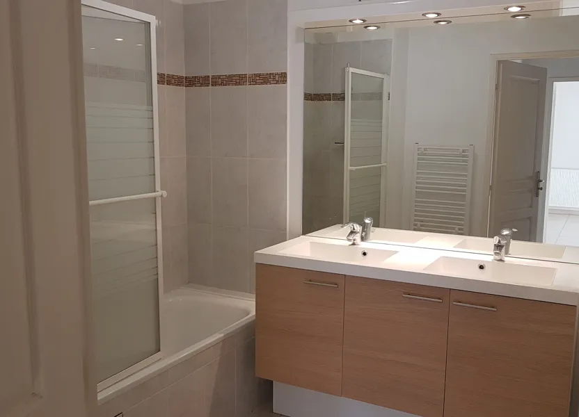 Flat Chemin des Travails in Cagnes-sur-Mer