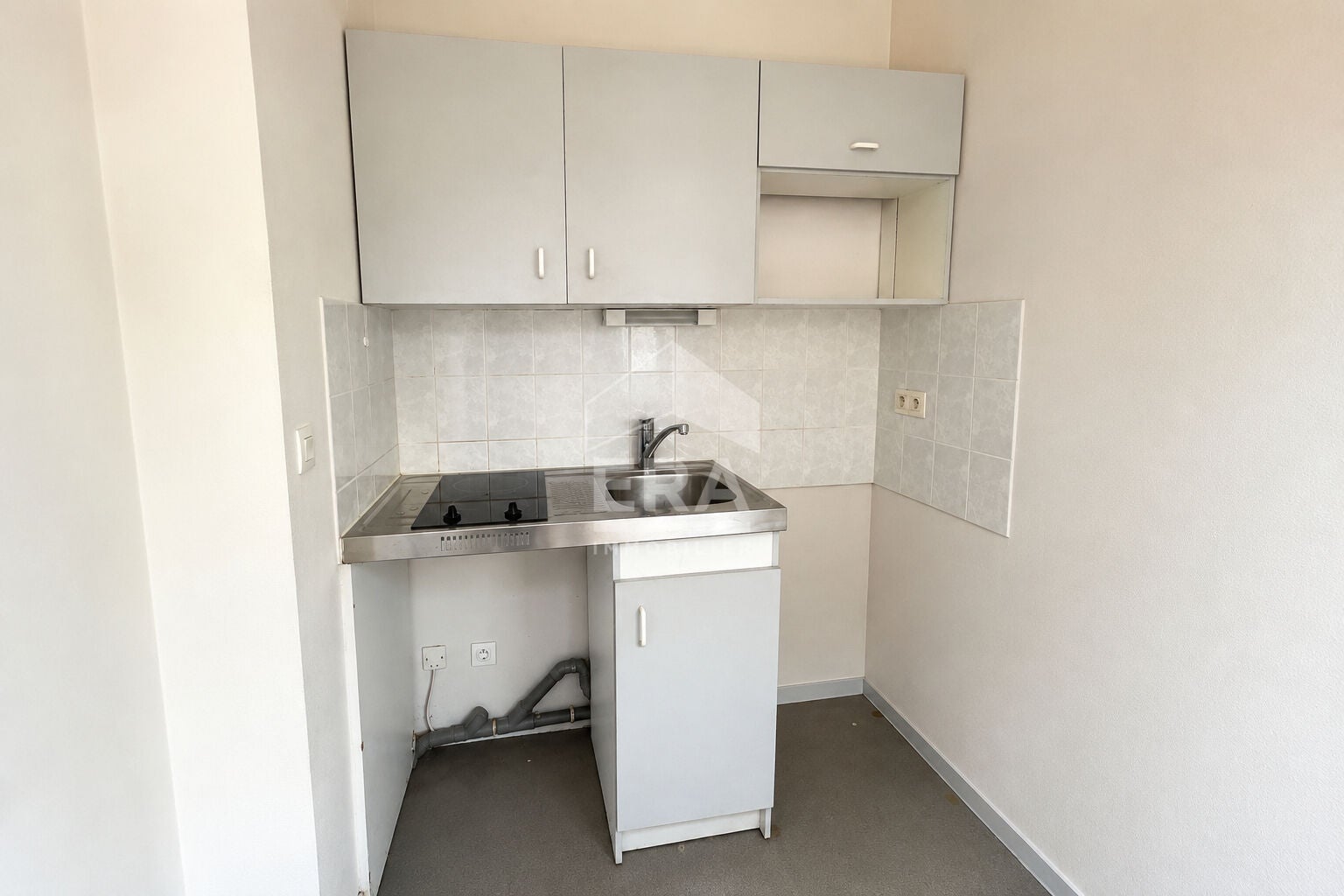 Room Rue Jean Laillet in Chartres