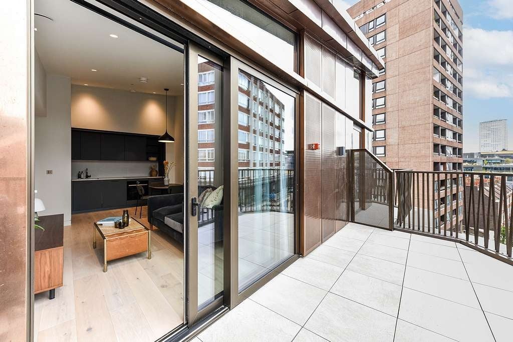 Flat Marshall Street in City of Westminster