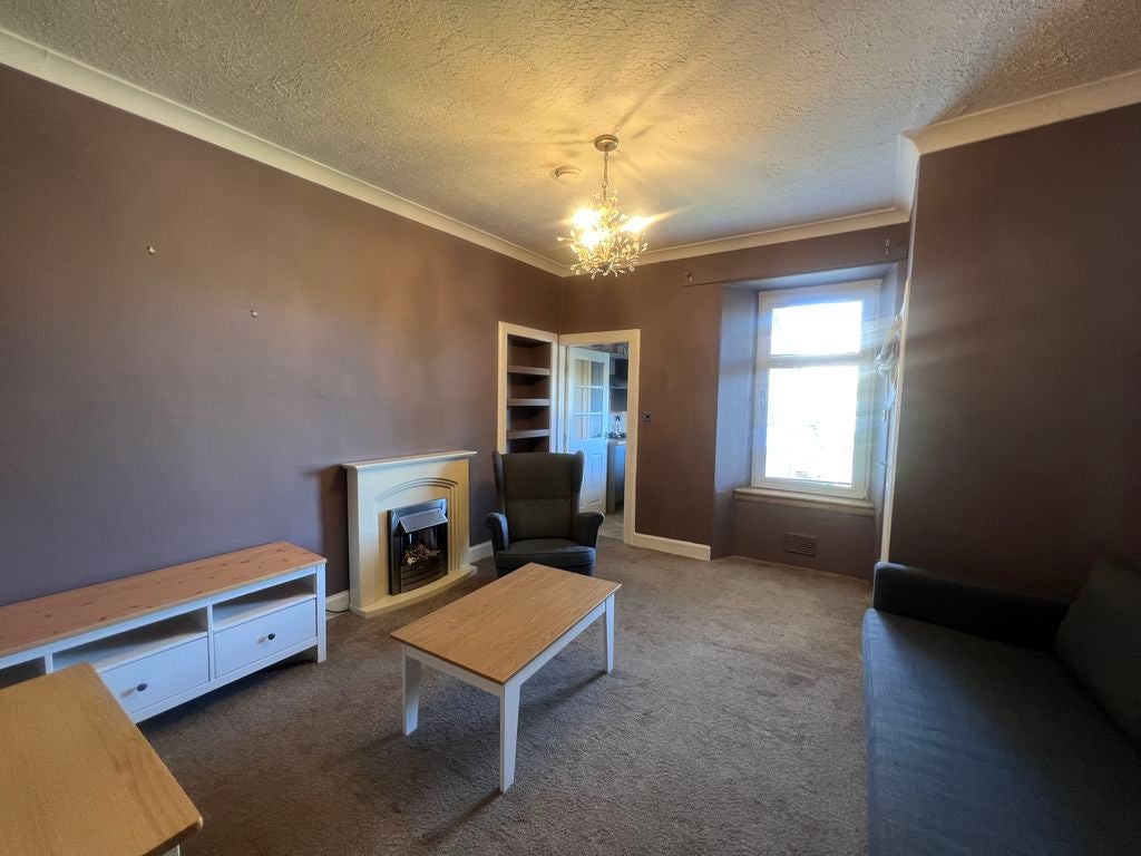 Flat Harcourt Road in Kirkcaldy