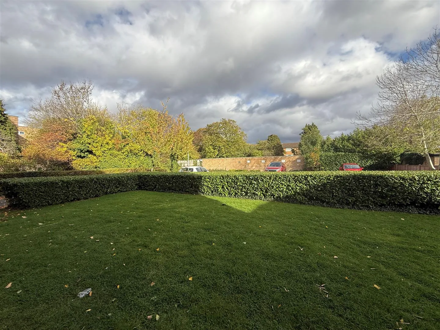 Flat Sudbury Avenue in Greater London