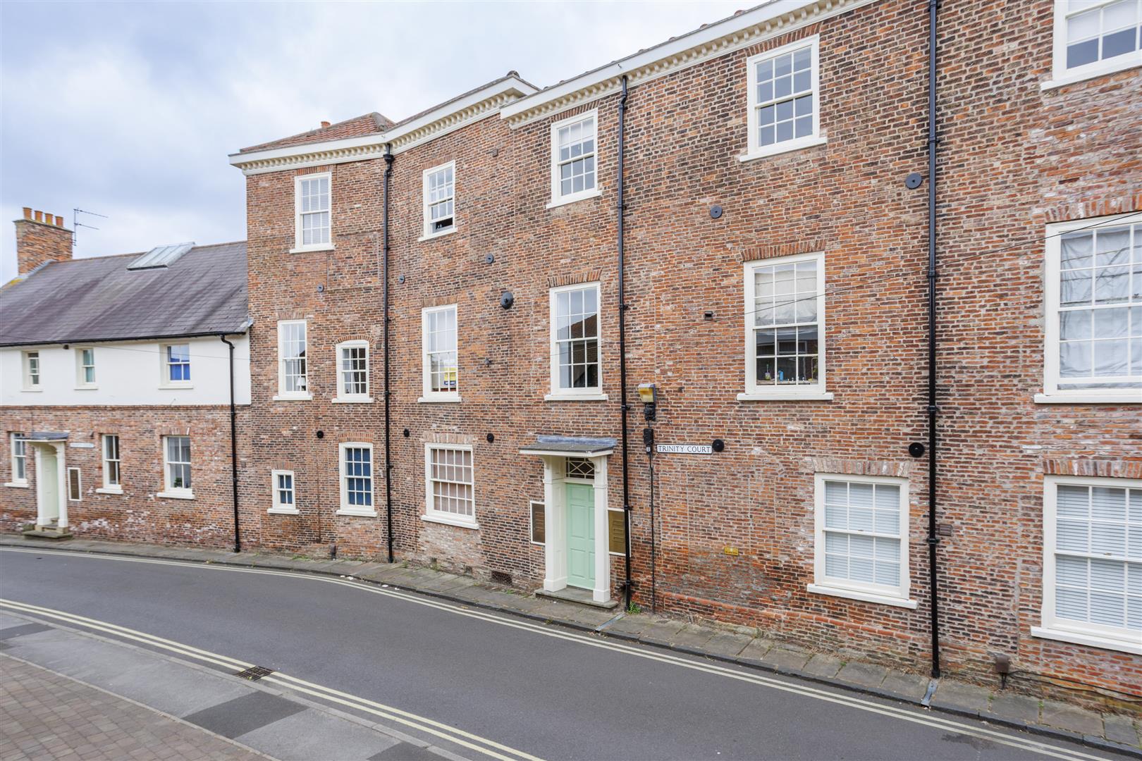 Flat Trinity Lane in York