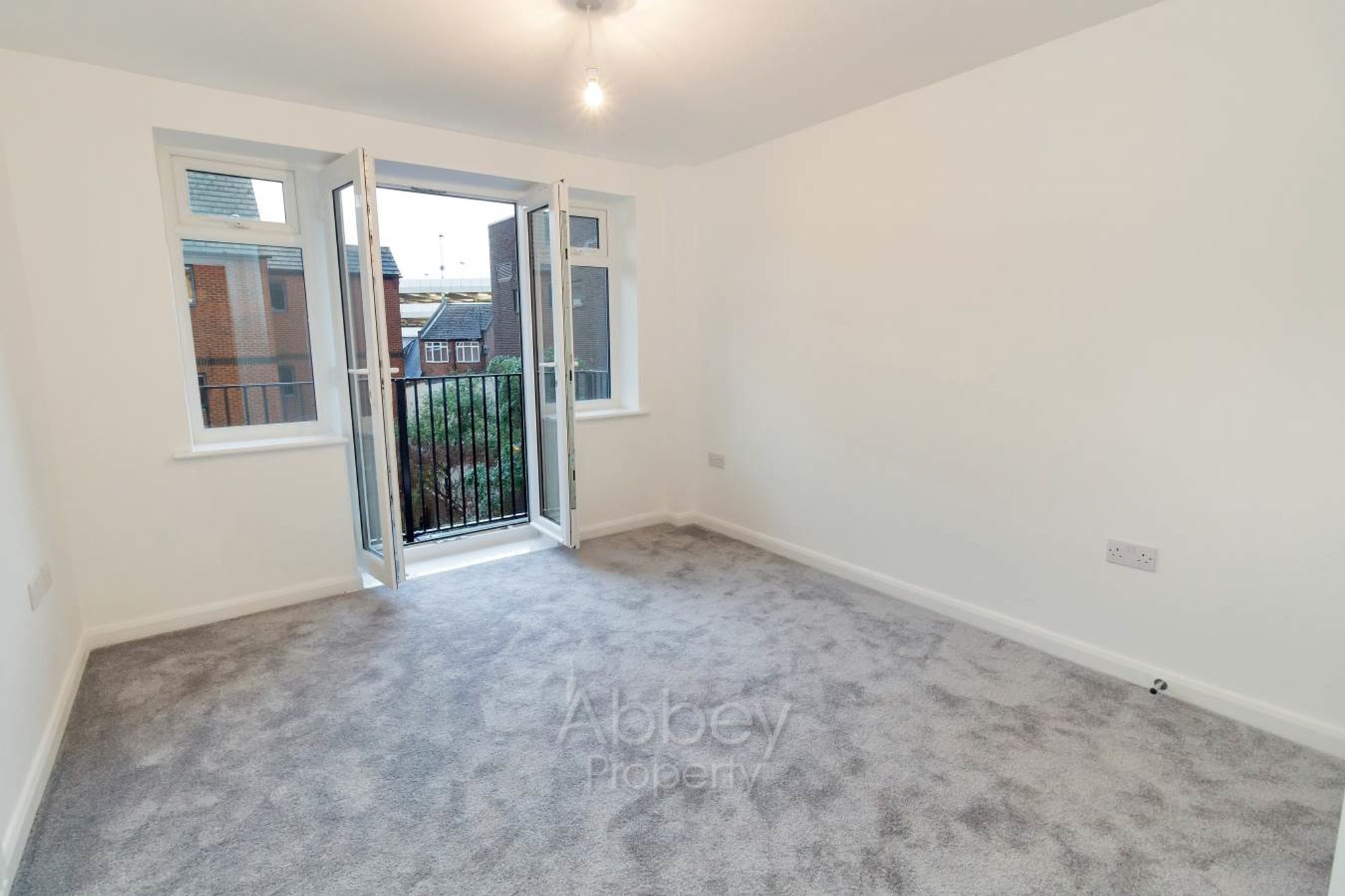 Flat John Street in Luton