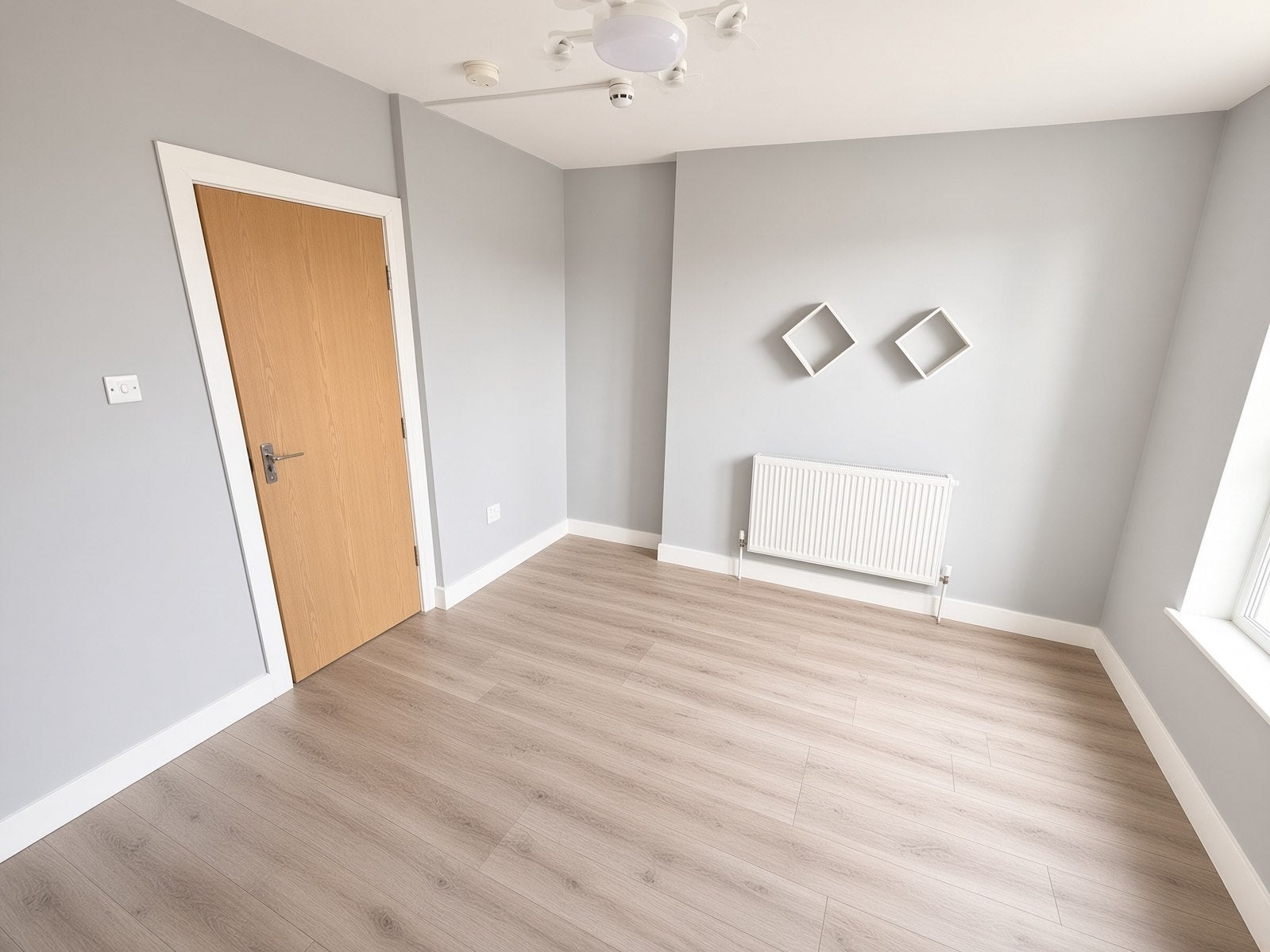 Flat Palmerston Crescent in Greater London