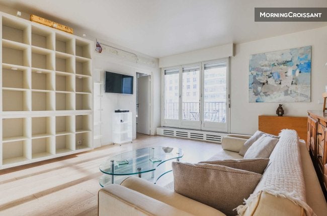 Appartement Rue Mesnil à Paris