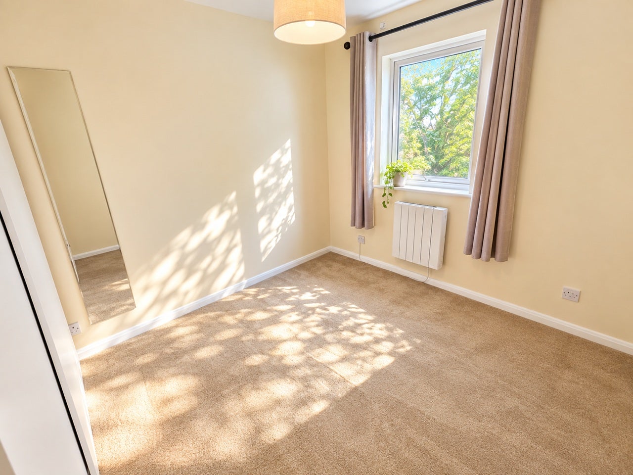 Flat South Ealing Road in Greater London