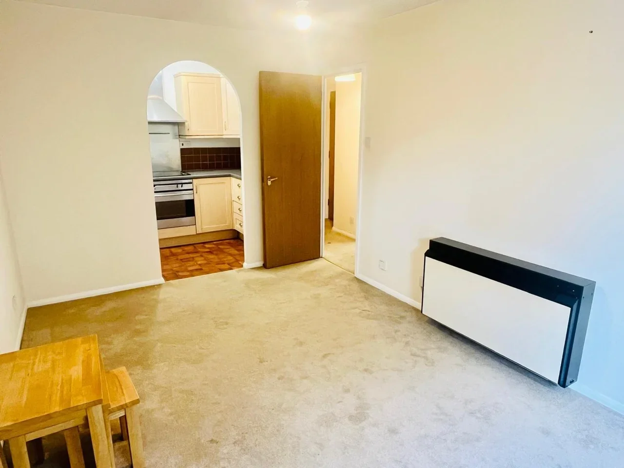 Flat South Ealing Road in Greater London