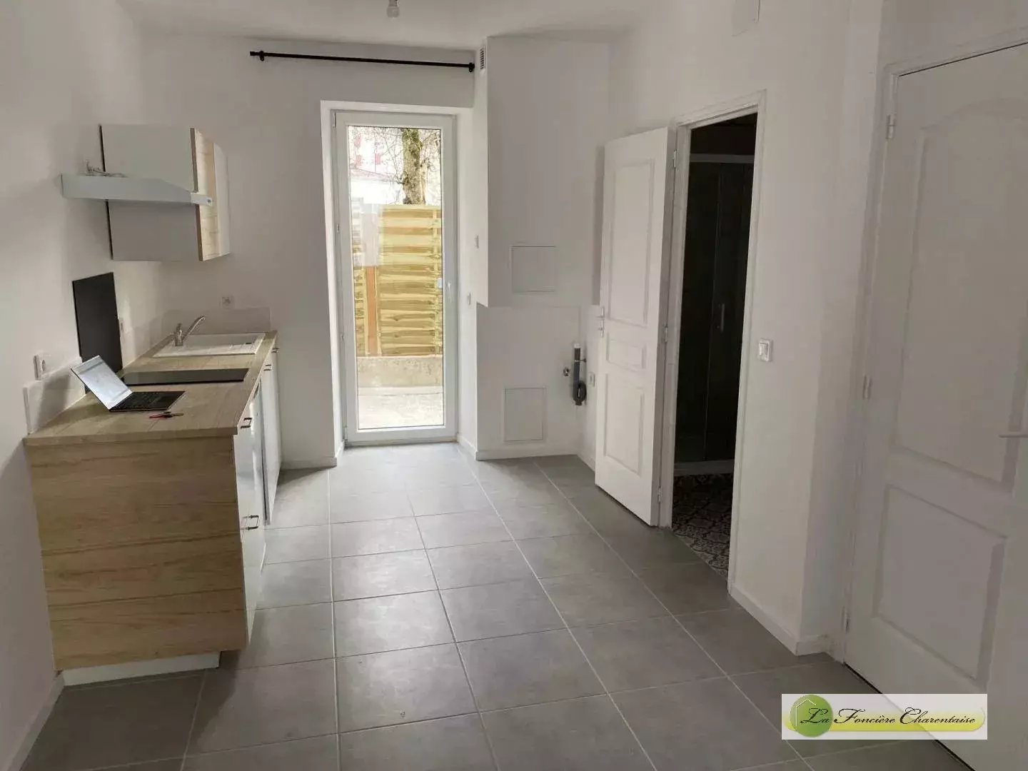 Flat Rond-Point de la Madeleine in Angoulême