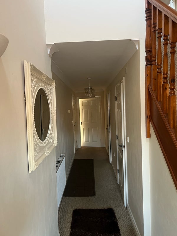 Room Waterford Place in Wakefield