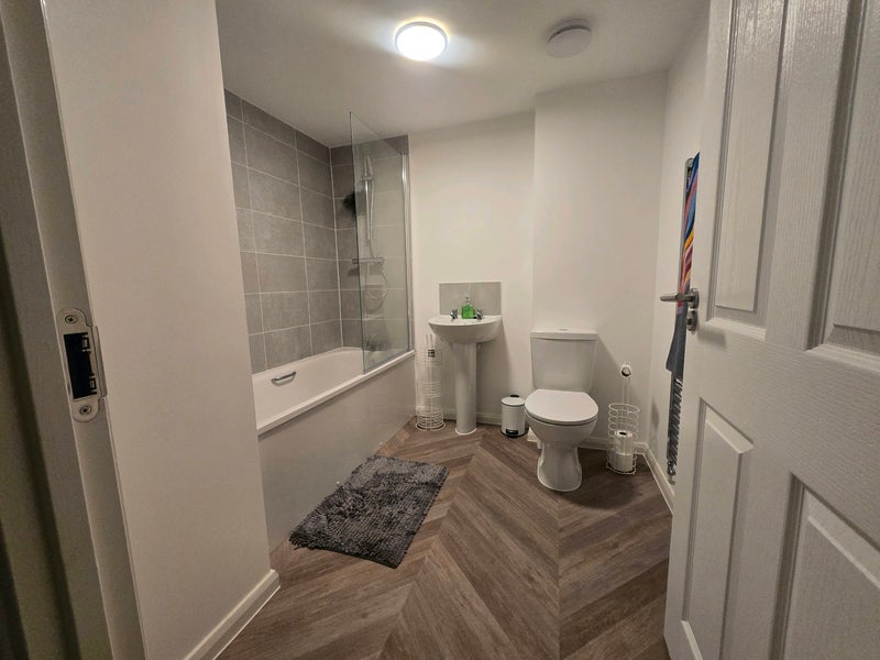 Room Rose Way in Rushcliffe