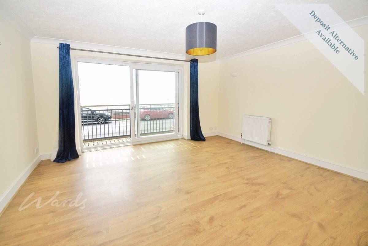 Flat West Parade in Folkestone and Hythe District