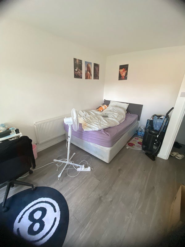 Room Patrick Connolly Gardens in Greater London