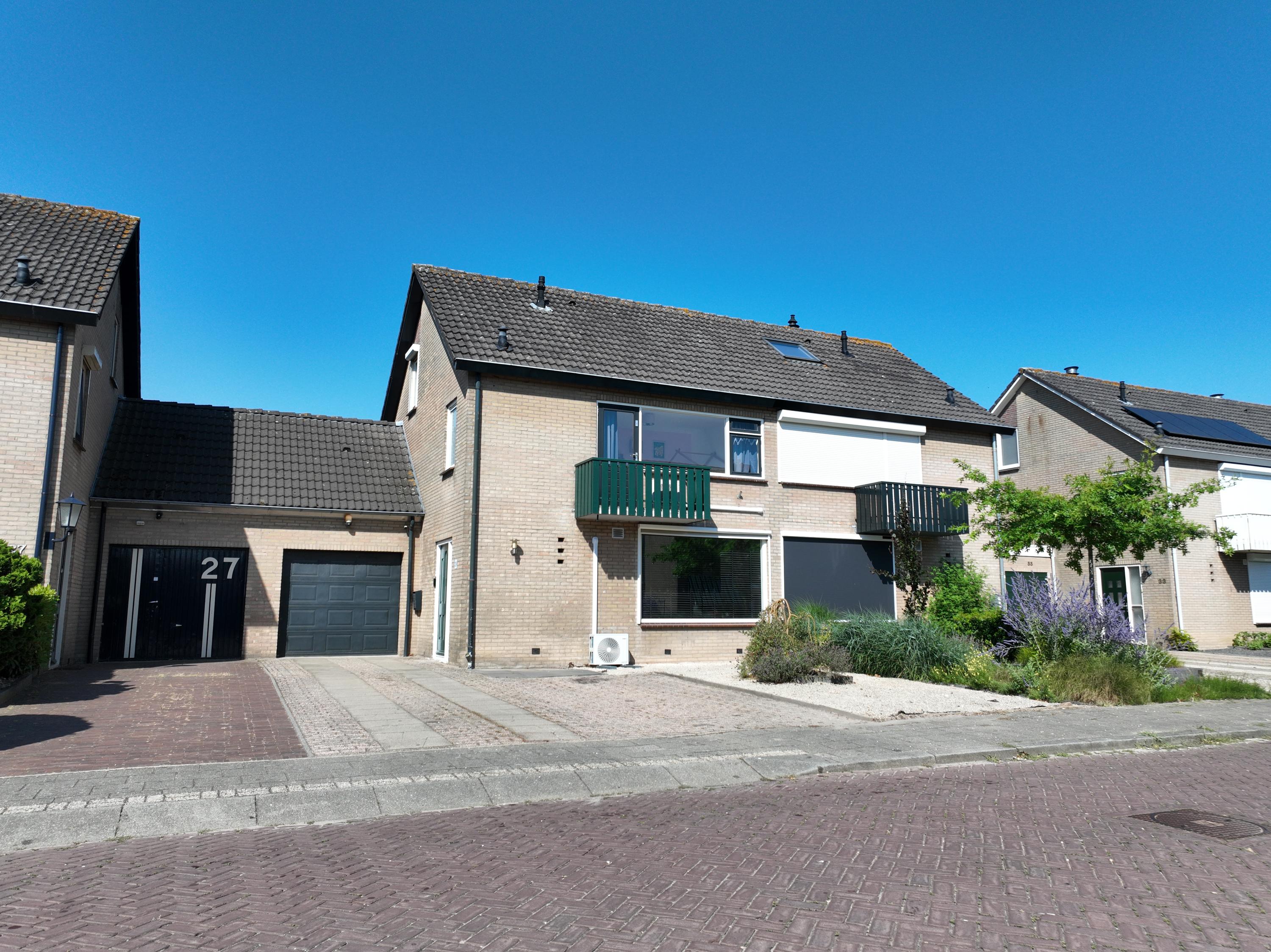Huis Burg. Dittersstraat 29 in Beneden-Leeuwen
