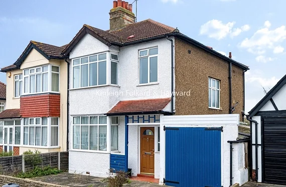 House Southlands Road in Greater London