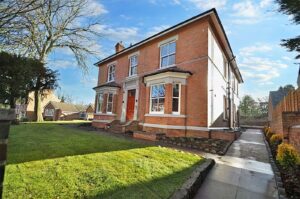 Flat St Wulstan's Crescent in Worcester