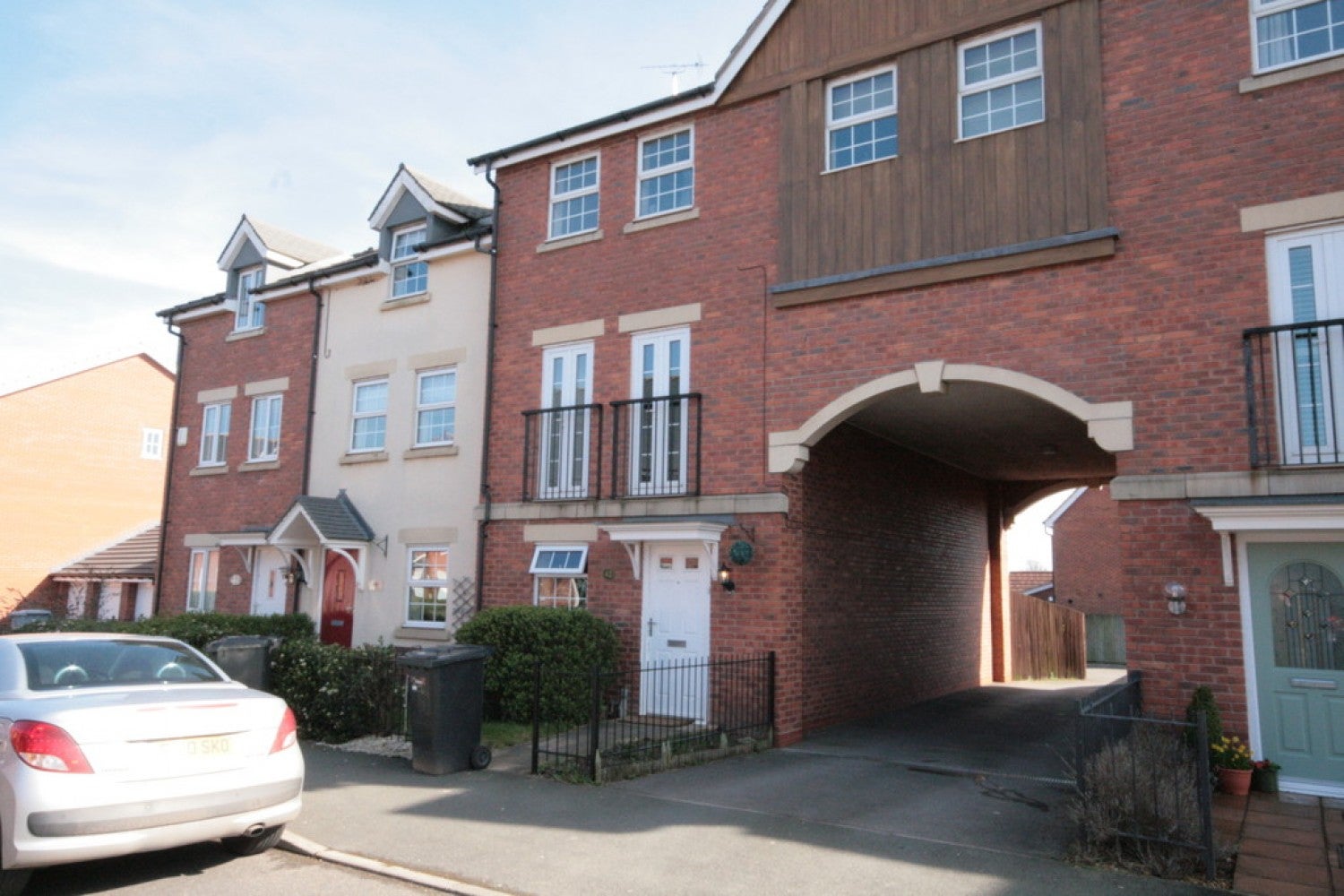 House Brampton Close in Wychwood Village