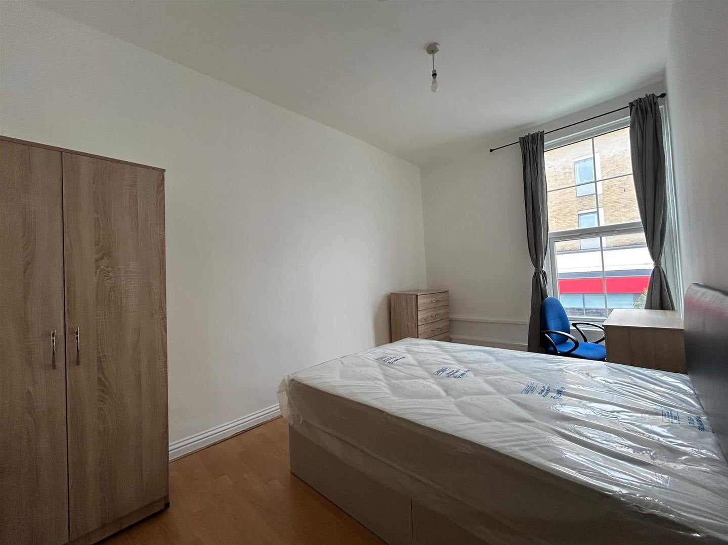 Flat North End Road in Greater London