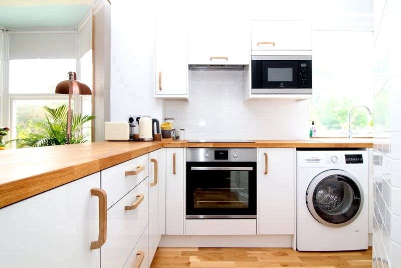 Flat Pembroke Avenue in Portslade by Sea