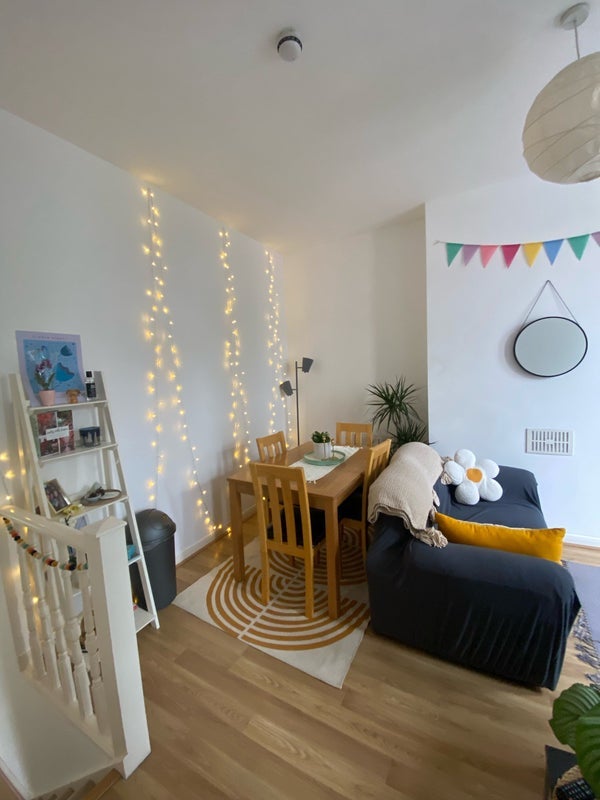 Room Foulser Road in Greater London