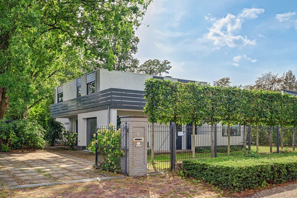 Huis Dennenlaan 4 in Valkenswaard