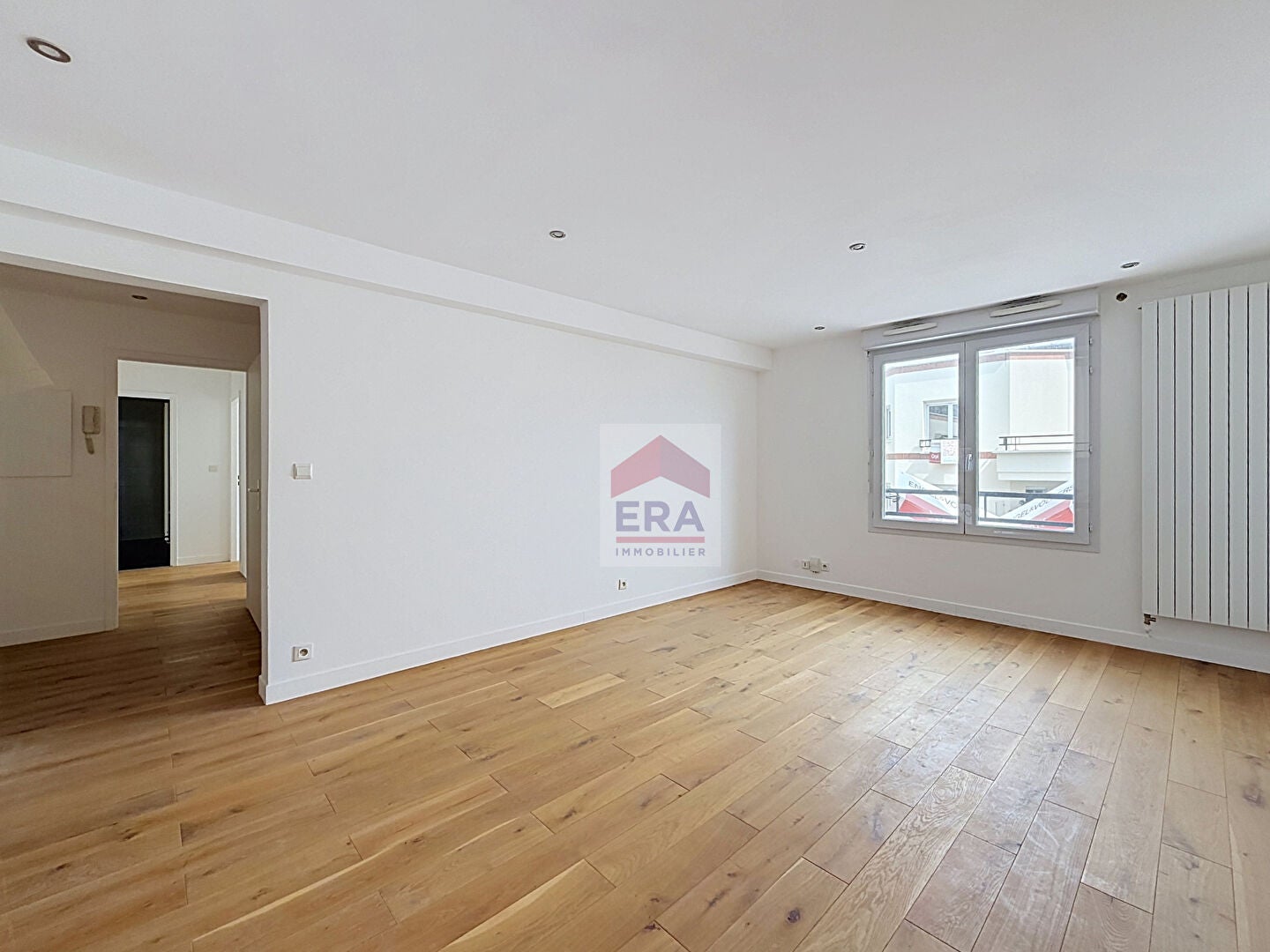 Flat Rue Albert Caron in Suresnes