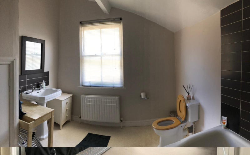 Room Derby Road in Greater London