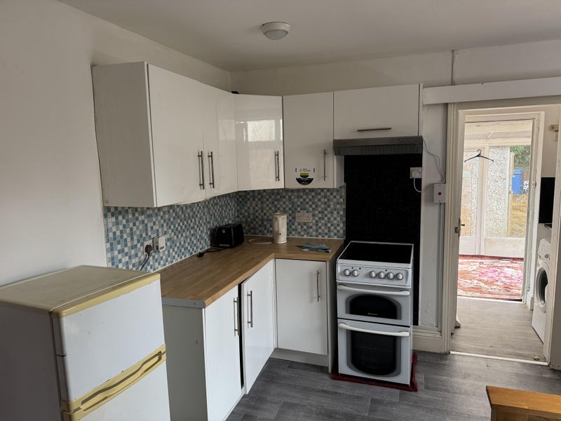 Flat St John's Place in Mansfield Woodhouse