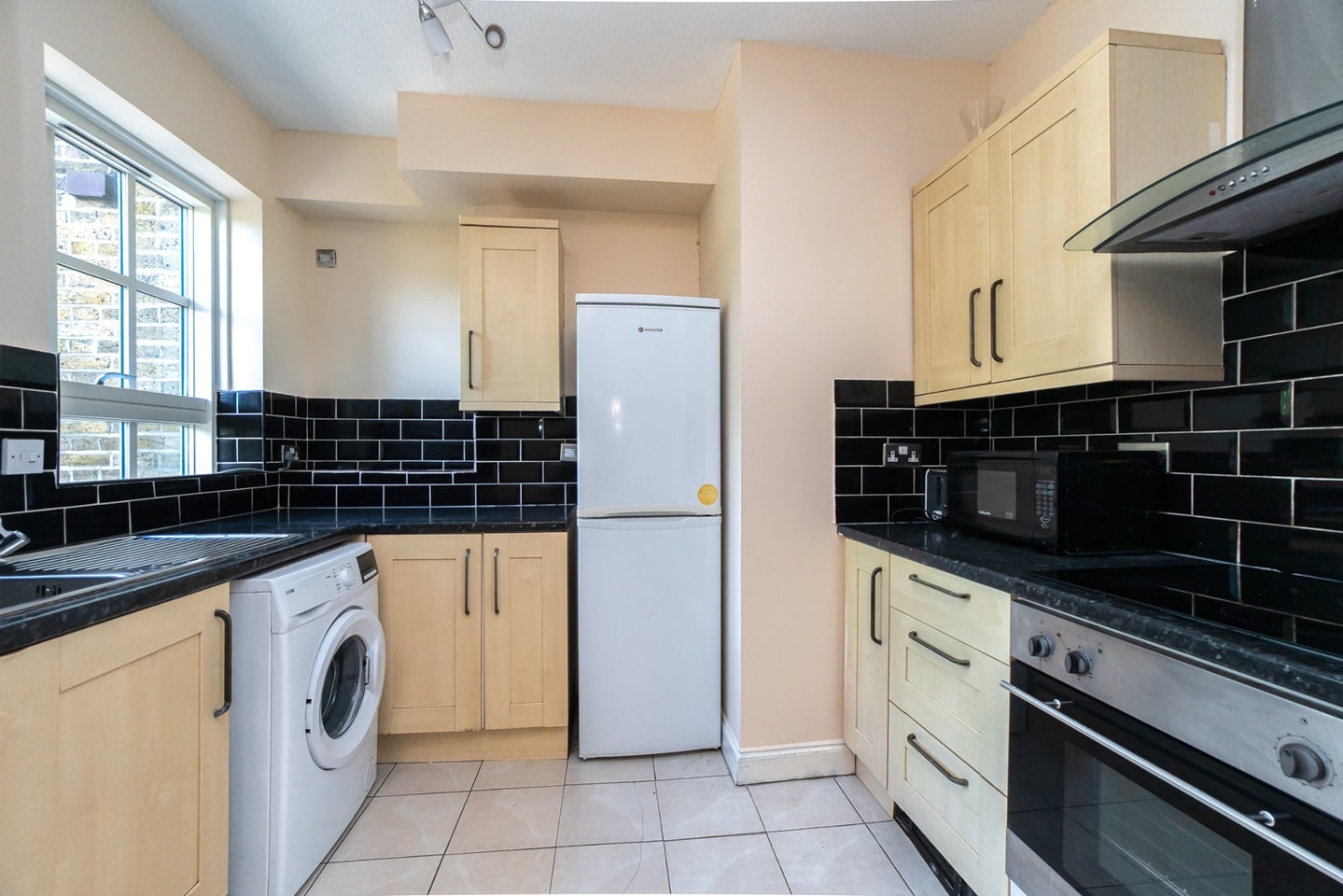 Flat Wilmot Street in Greater London