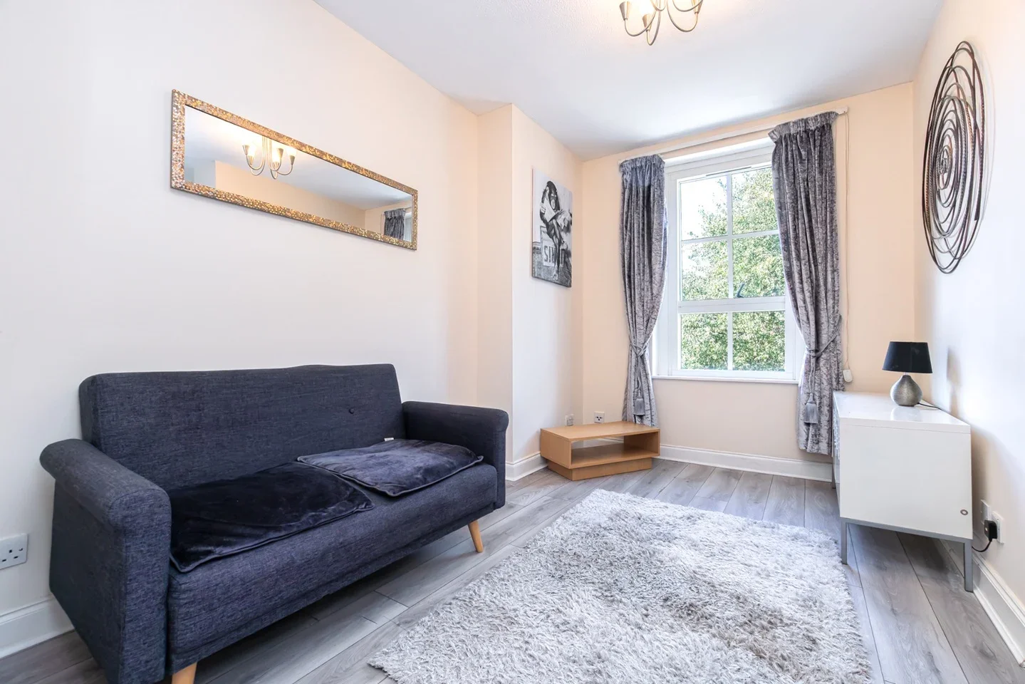Flat Wilmot Street in Greater London