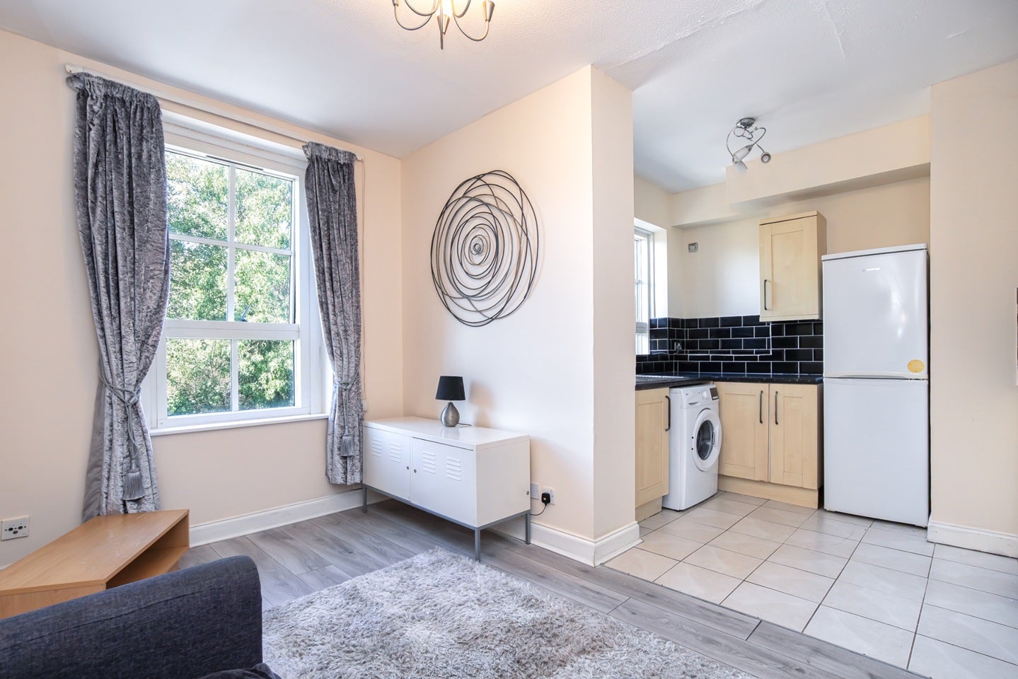 Flat Wilmot Street in Greater London