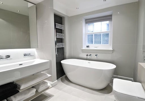 Flat Giltspur Street in City of London