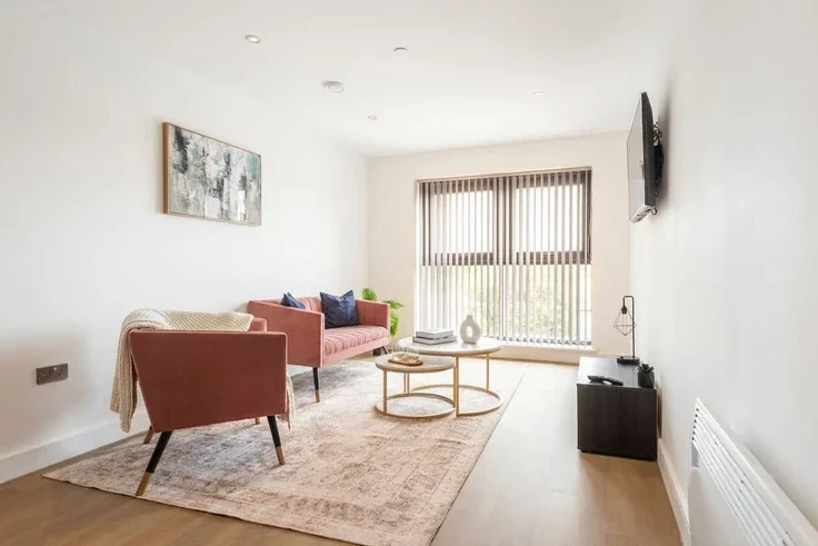 Flat Pontefract Lane in Leeds