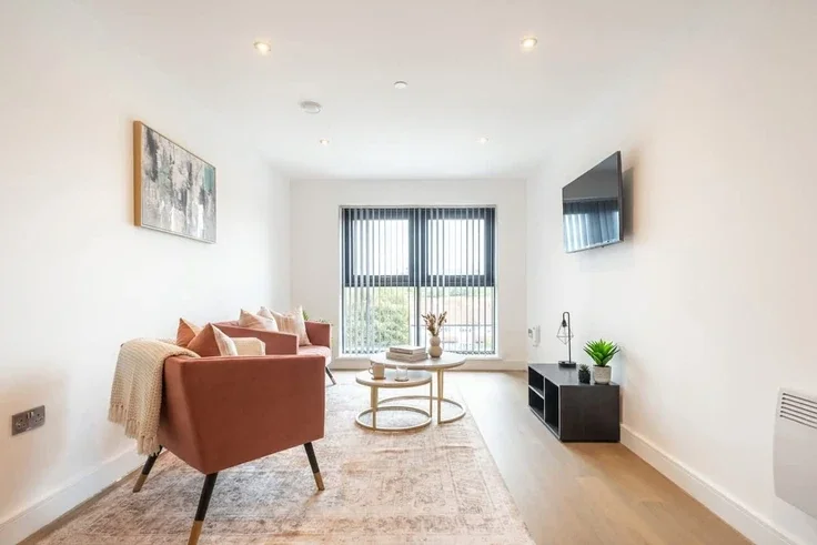 Flat Pontefract Lane in Leeds