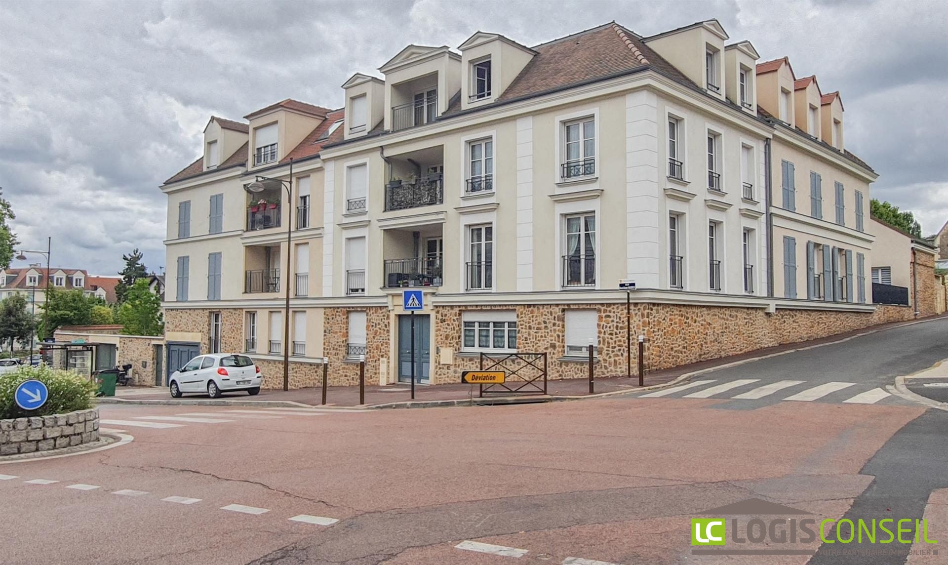 Appartement Rue Sainte-Catherine à Châtenay-Malabry