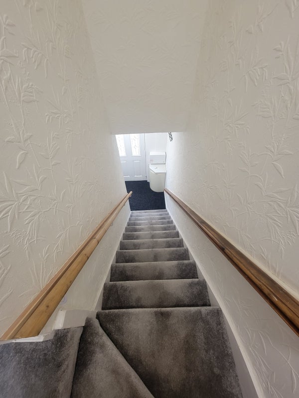 Room Ladysmith Road in Liverpool