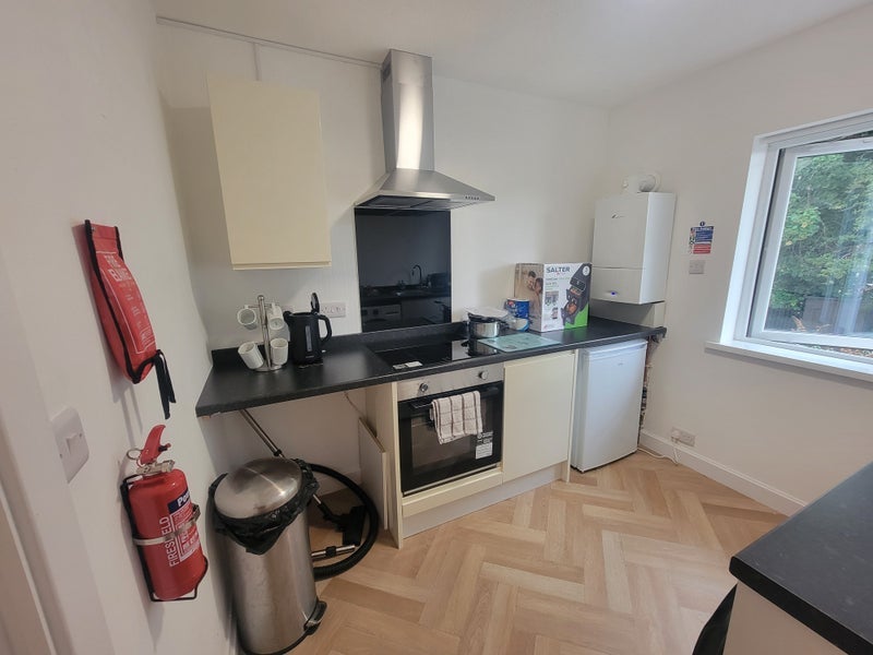 Room Ladysmith Road in Liverpool